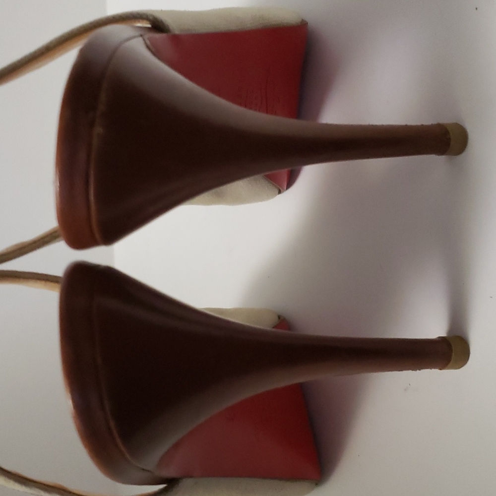 Christian Louboutin Sling Backs Heels - Picture 4 of 12